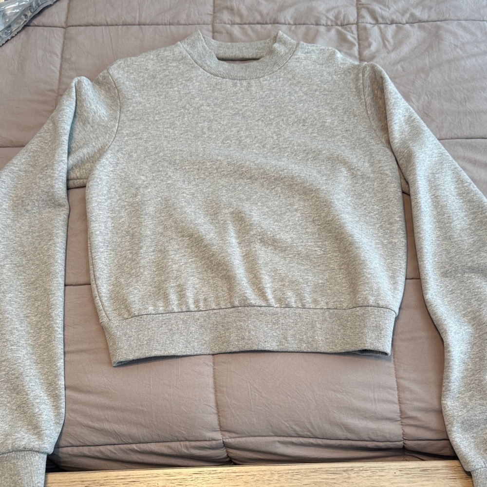 Kendall & Kylie Open Back crew neck